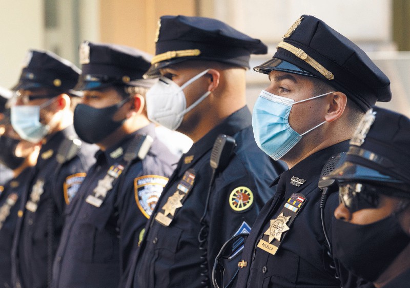 La rebeldía de los policías en EE. UU.: ¿por qué no quieren obedecer la ley?
