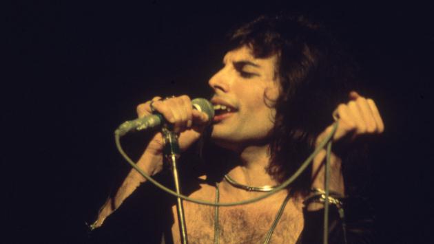 Freddie Mercury años 70, de la psicodelia a la pólvora
