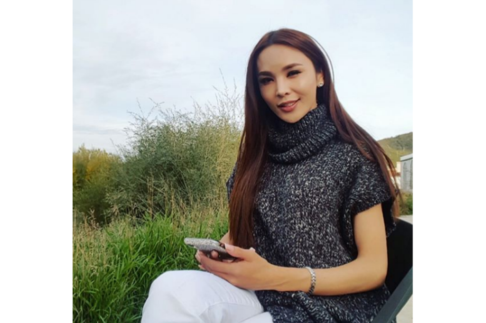 Belguun Batkush, otra mujer trans en un certamen de belleza
