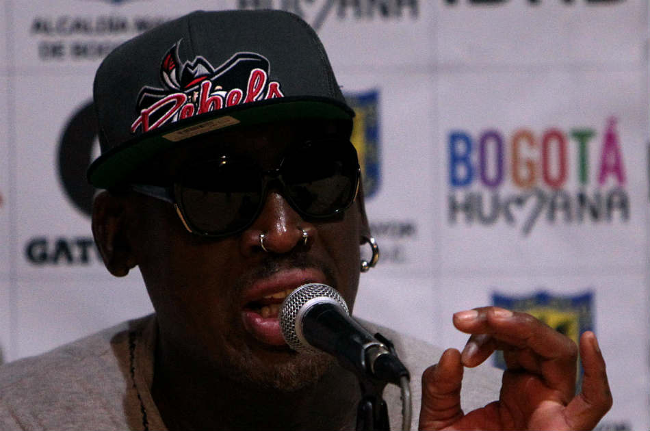 Dennis Rodman se robó el show en Bogotá