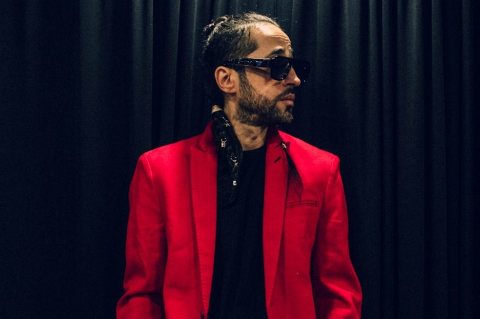 Dálmata celebra su regreso a la música con “Happiness”, su nuevo álbum
