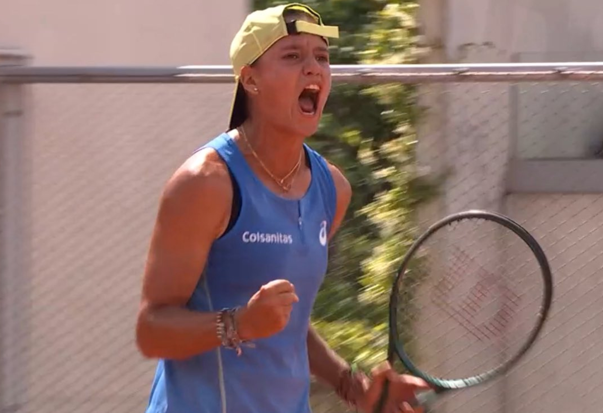 Emiliana Arango se estrenó con victoria en el Roland Garros 2025