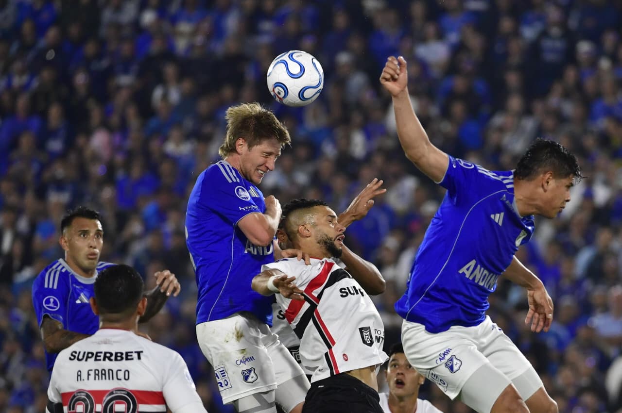 Millonarios vs. São Paulo
