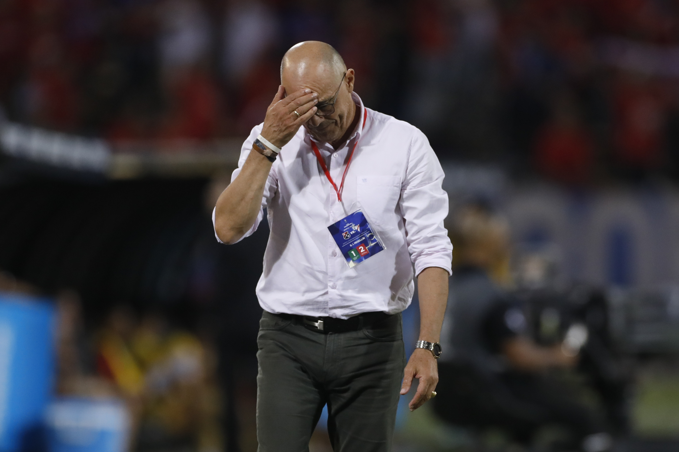 Alfredo Arias dejó de ser el entrenador de Independiente Medellín