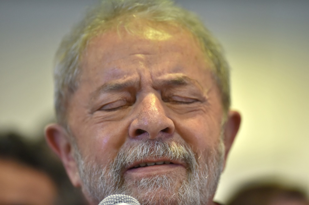 Esto pasó durante los 300 días que Lula da Silva ha estado en prisión