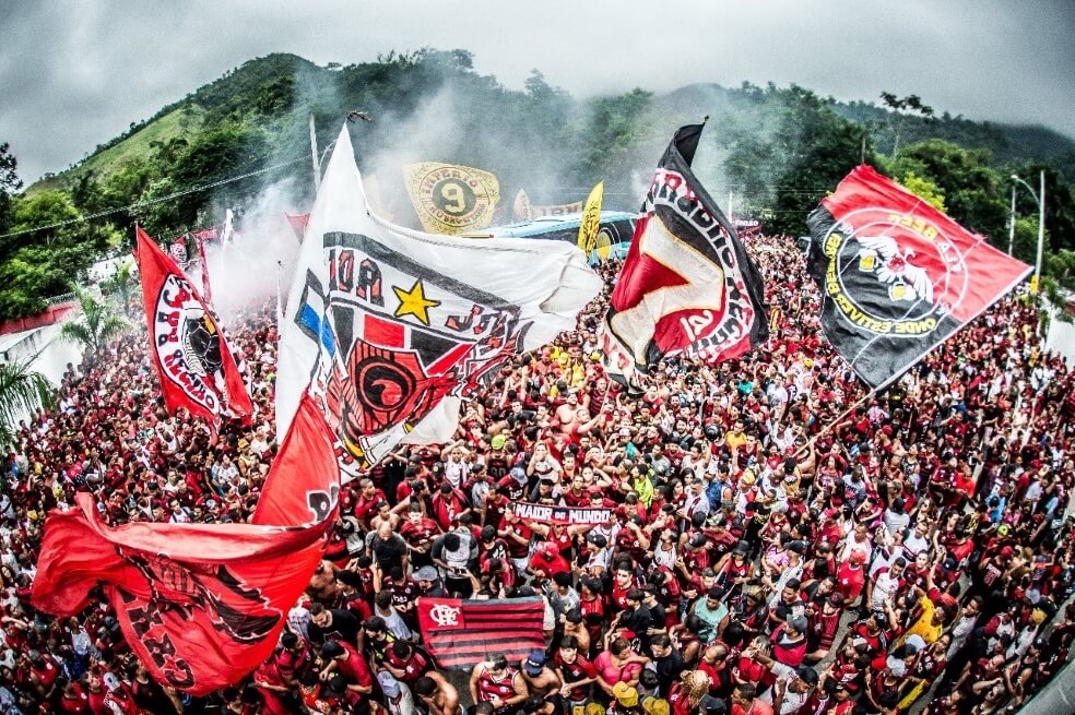 Flamengo, acompañado por su hinchada, salió para Lima en búsqueda de la Libertadores