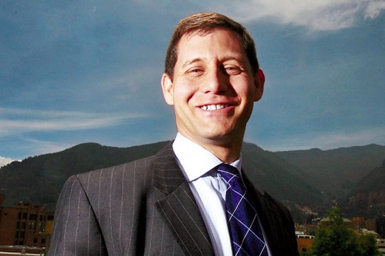 Joseph Sigelman, se declaro culpable de pagar sobornos
