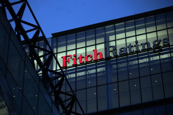 Fitch Ratings bajó la calificación a negativa al sistema bancario colombiano