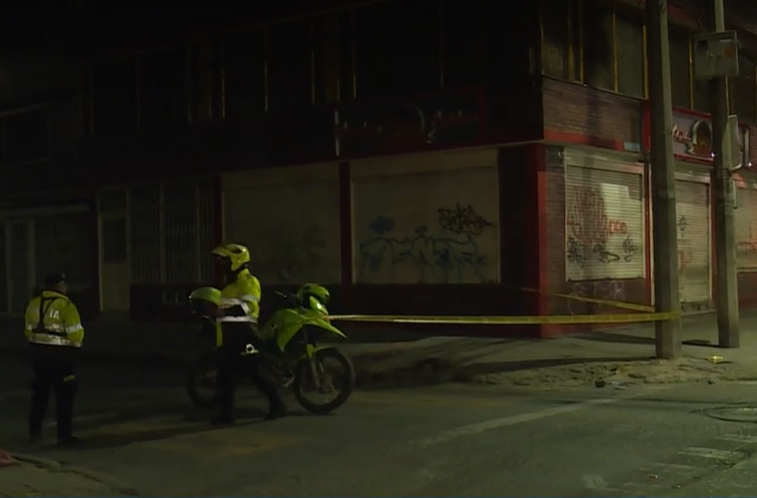 De vecinos a asesinos: mataron a golpes a ladrón, que se robó un carro en Kennedy