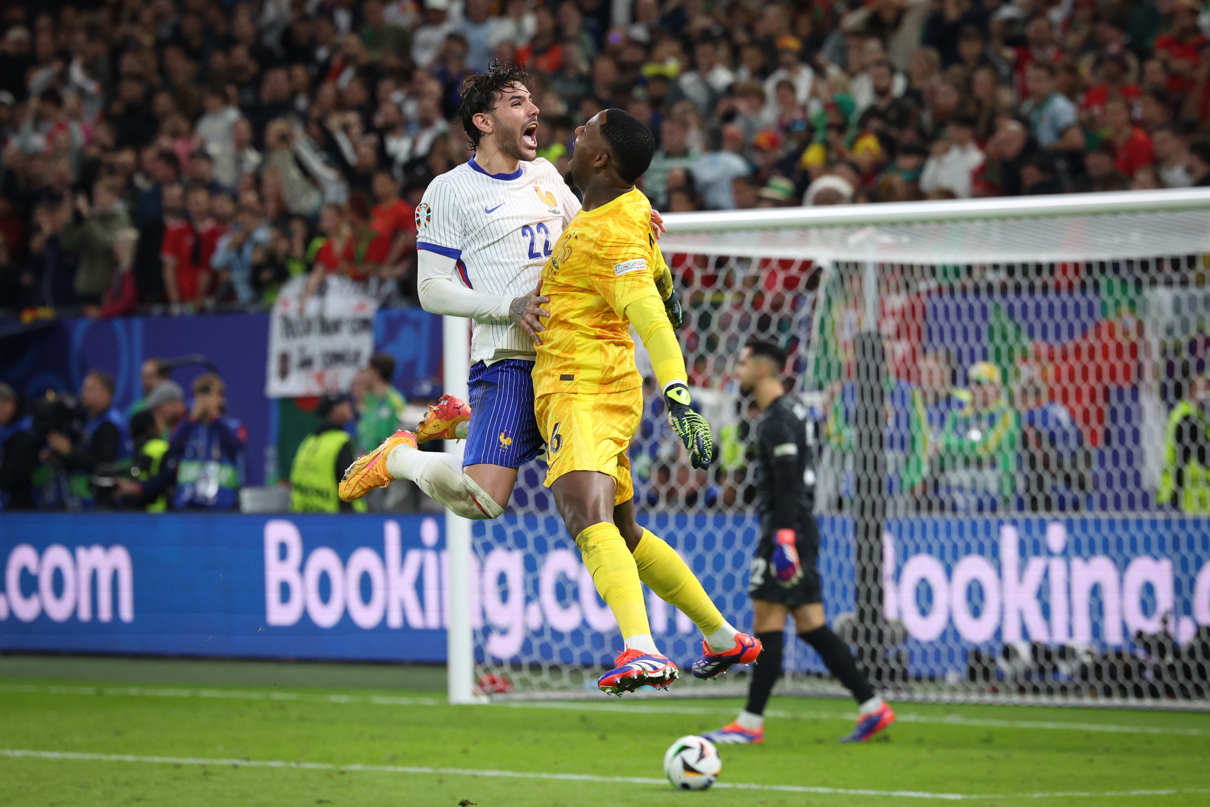Francia eliminó a Portugal en los penaltis y enfrentará a España en semifinales