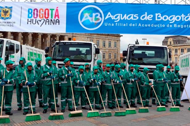 Piden estar atentos para que gobierno Petro no ponga “camisas de fuerza” a Peñalosa