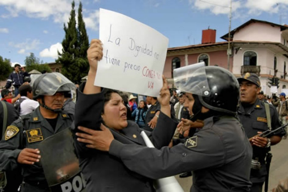Protestas en Perú contra el proyecto minero Conga. / Archivo EFE