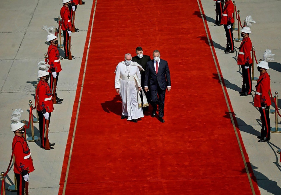 Las primeras imágenes del papa  Francisco en su viaje a Irak