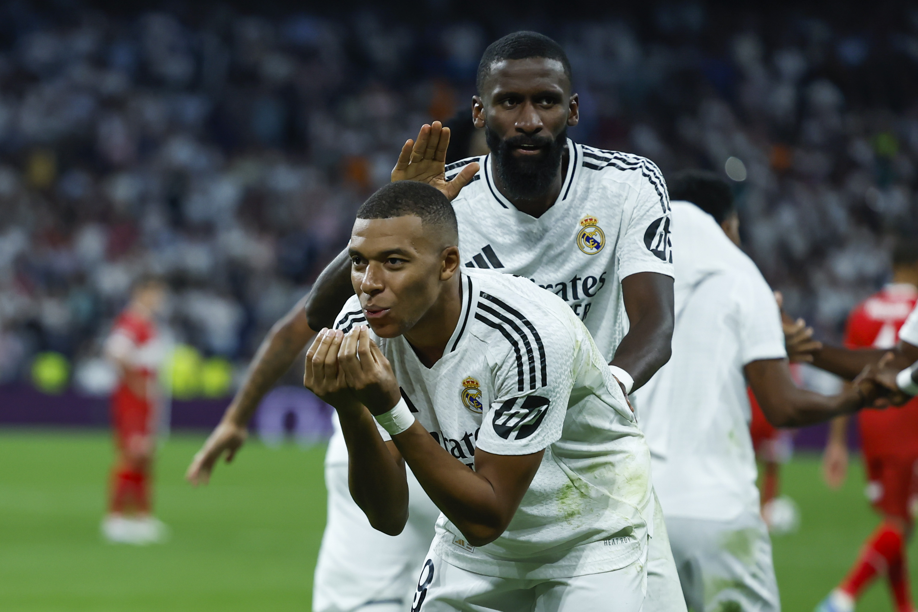 Real Madrid no brilló pero ganó en el arranque de la Champions League