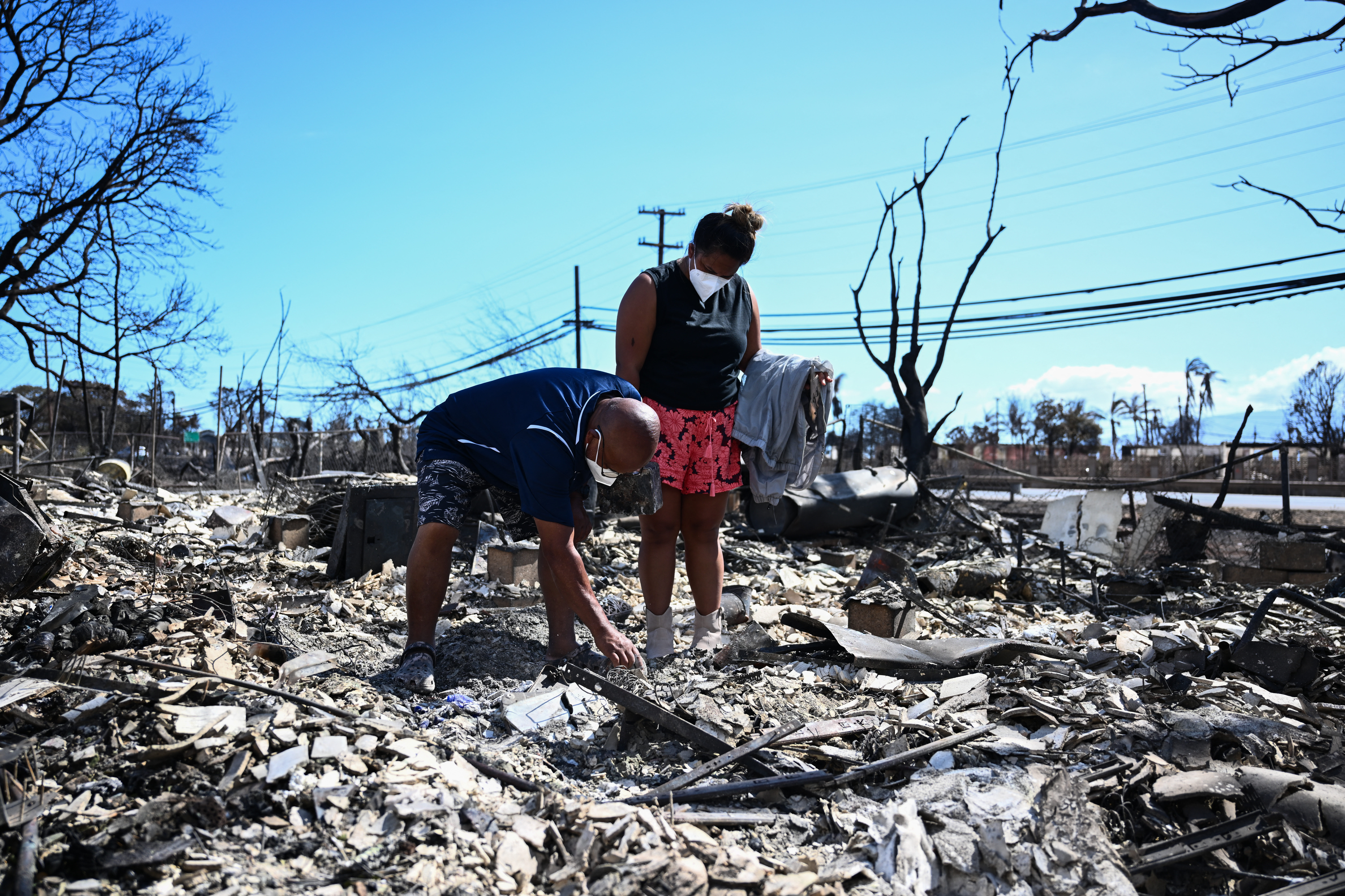 Niño murió calcinado junto a su perro en los incendios de Hawái