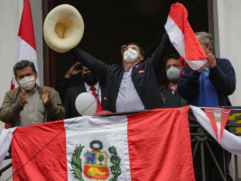 Perú: un salto al vacío