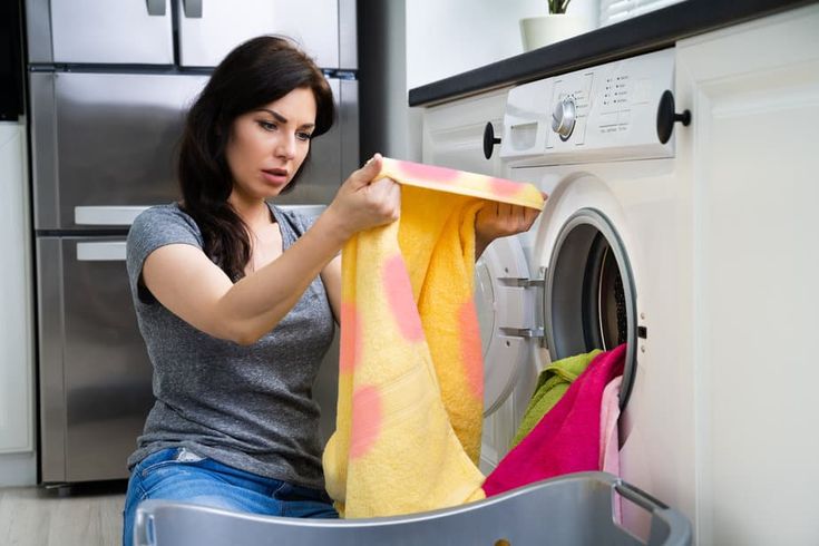 Esto es lo que debe evitar a la hora de lavar la ropa