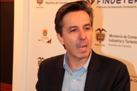 Roberto Prieto Uribe, exdirector Ejecutivo por Colombia y Perú ante el BID.