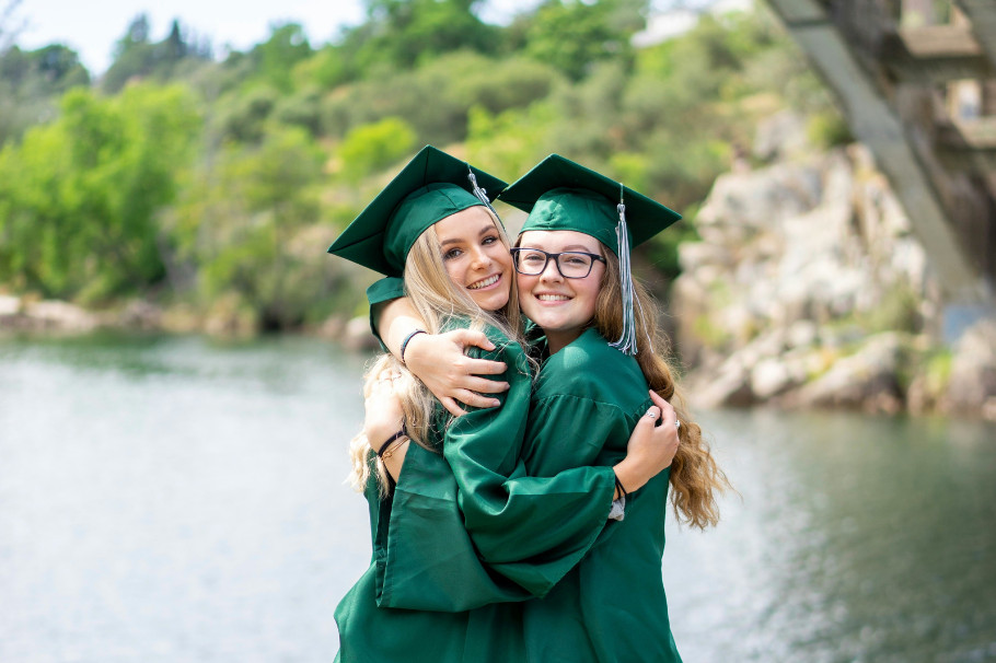 3 ideas de vestidos para graduación: es hora de salir del molde