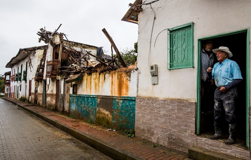 Procuraduría pide valorar inminente colapso de inmuebles en Abejorral (Antioquia)