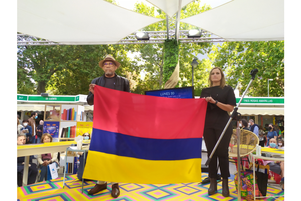 En defensa de la poesía (sobre la Feria del Libro de Madrid)