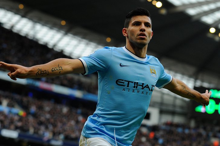 Sergio Agüero renovó con el Manchester City hasta 2019