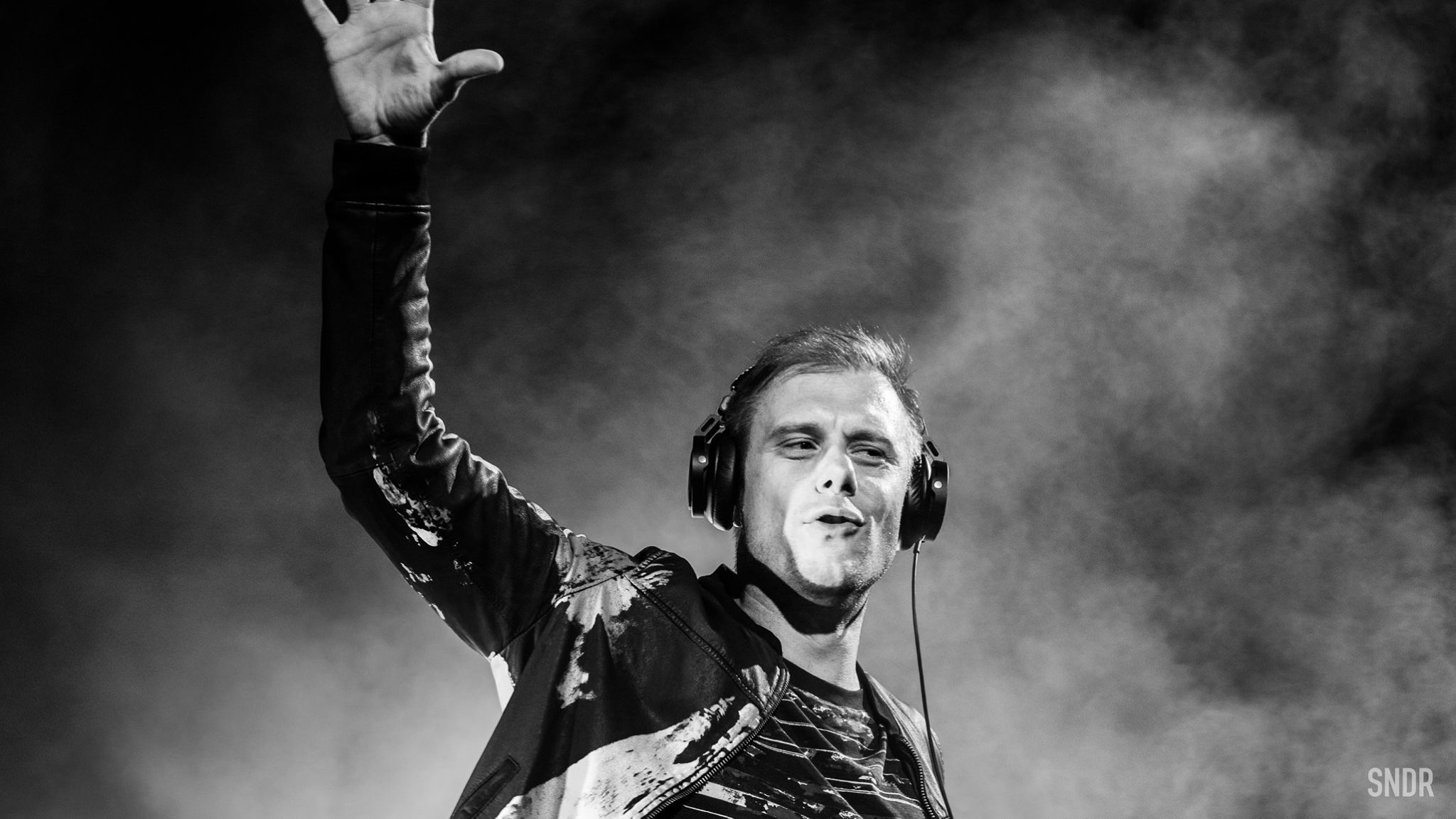 Armin Van Buuren llevará su magia musical a Medellín: cuándo y boletería