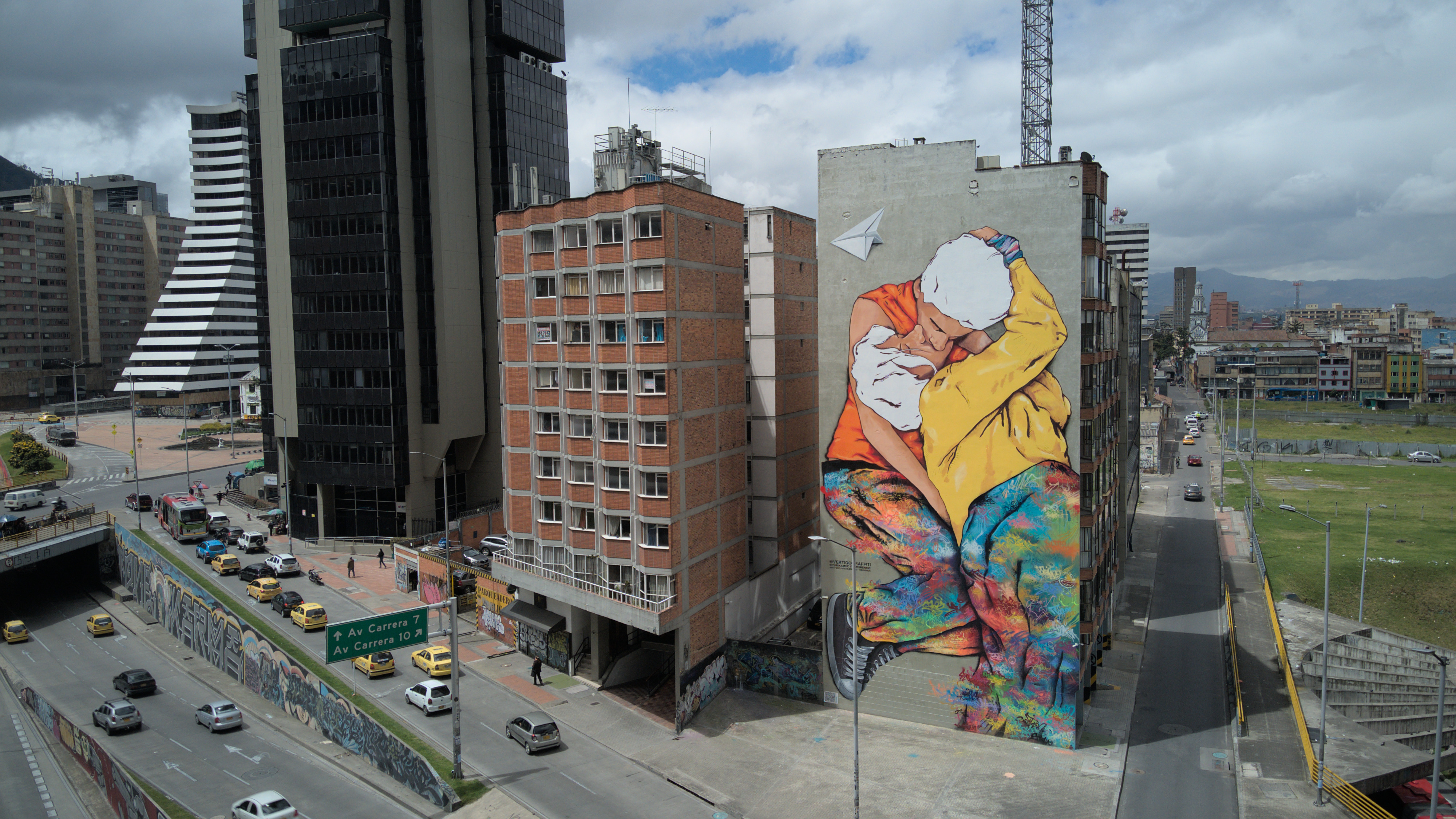 “La experiencia de lo invisible”, la reflexión estética de un mural