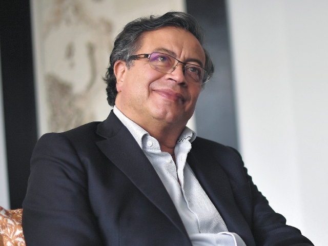 ¿Es importante saber el lugar de nacimiento de Gustavo Petro?