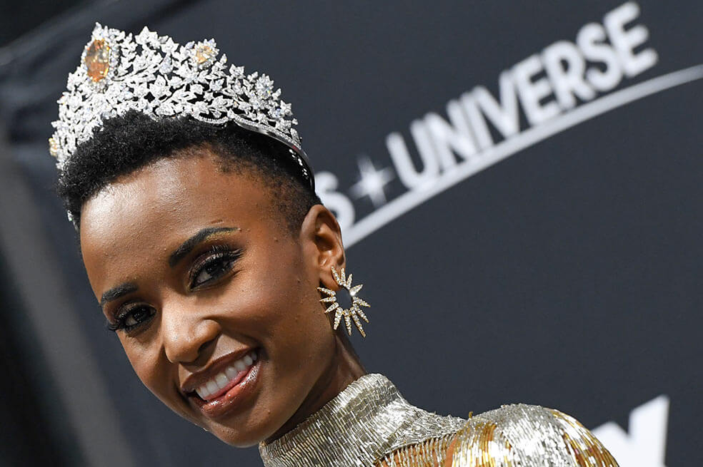 La sudafricana Zozibini Tunzi gana Miss Universo 2019
