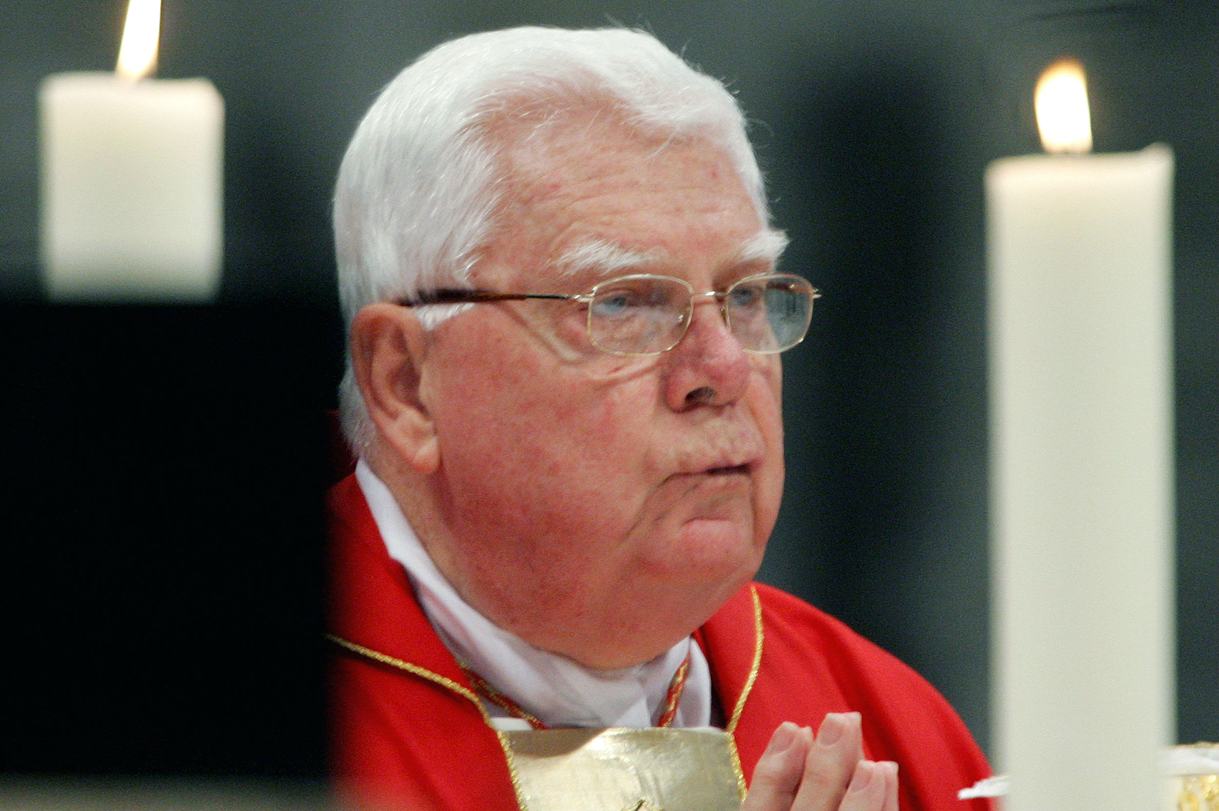 Murió el cardenal Bernard Law, señalado de encubrir curas pederastas en EE.UU.