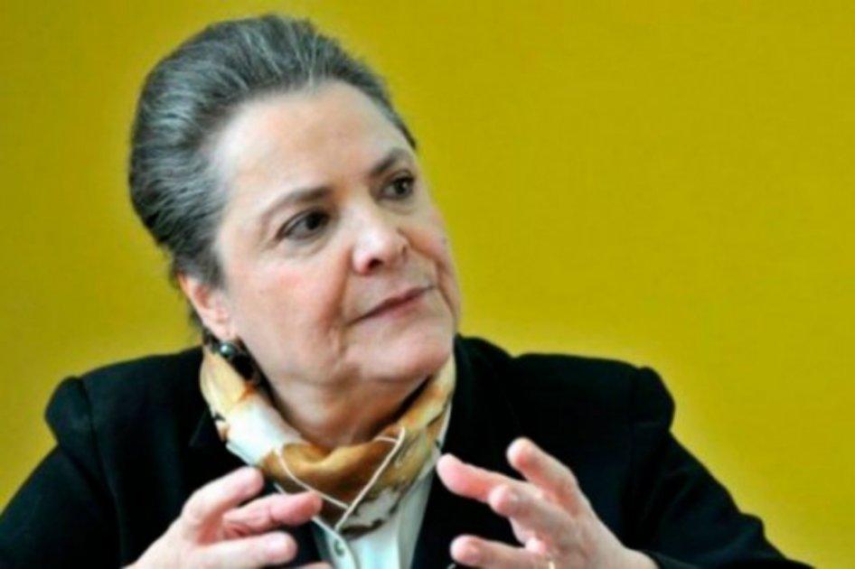 Polo Democrático acepta renuncia de Clara López como su presidenta