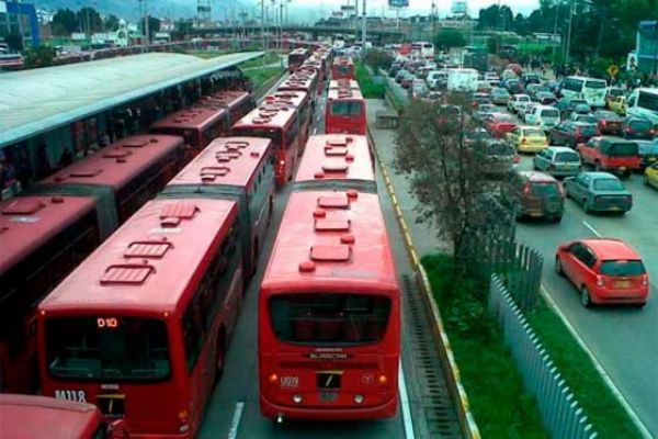 Encuestadora estadounidense dice que Bogotá tiene la peor movilidad de Latinoamérica