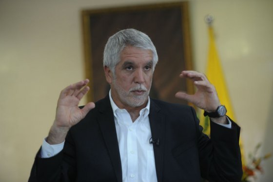 Tribunal da ultimátum al CNE para resolver futuro de la revocatoria contra Peñalosa
