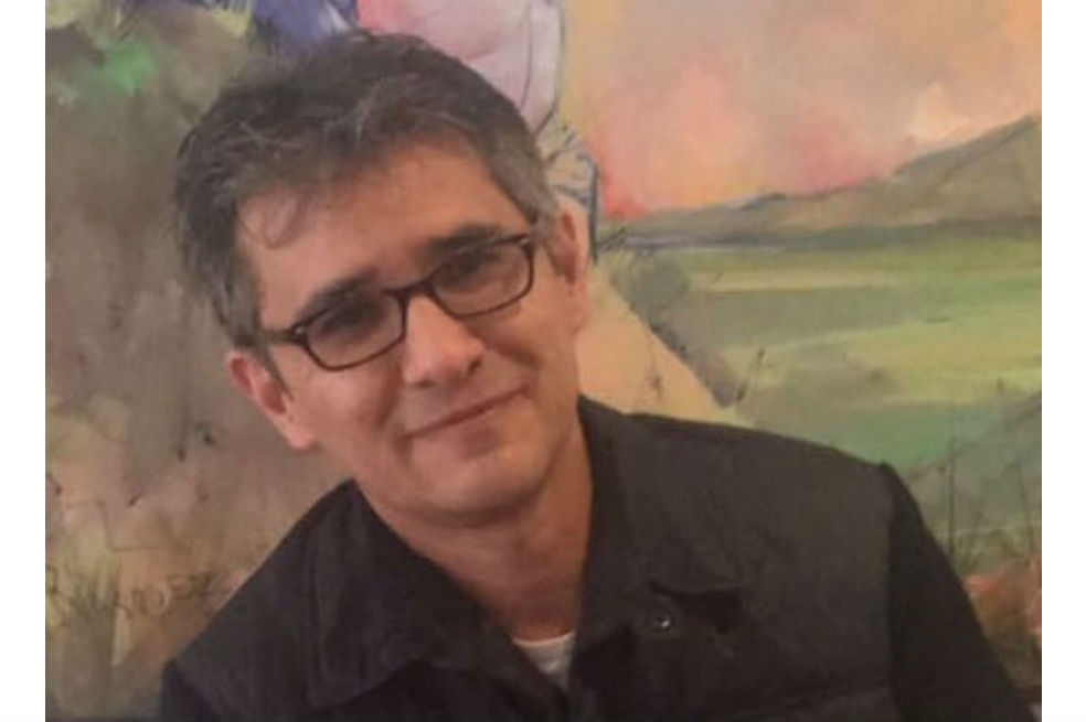 César Augusto Betancur: «El sentido del humor es también el sentido de la observación»