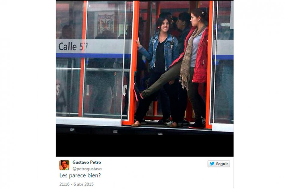 Polémica por trino de Petro que muestra a joven que retiene puerta ‘anticolados’ en Transmilenio