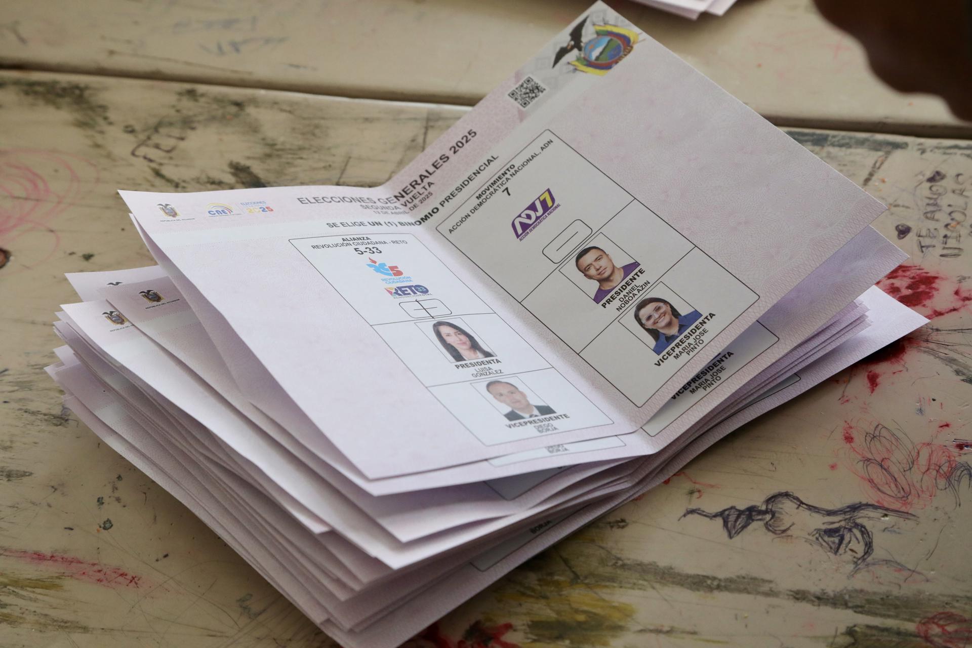 Así se vivió el minuto a minuto de las elecciones en Ecuador
