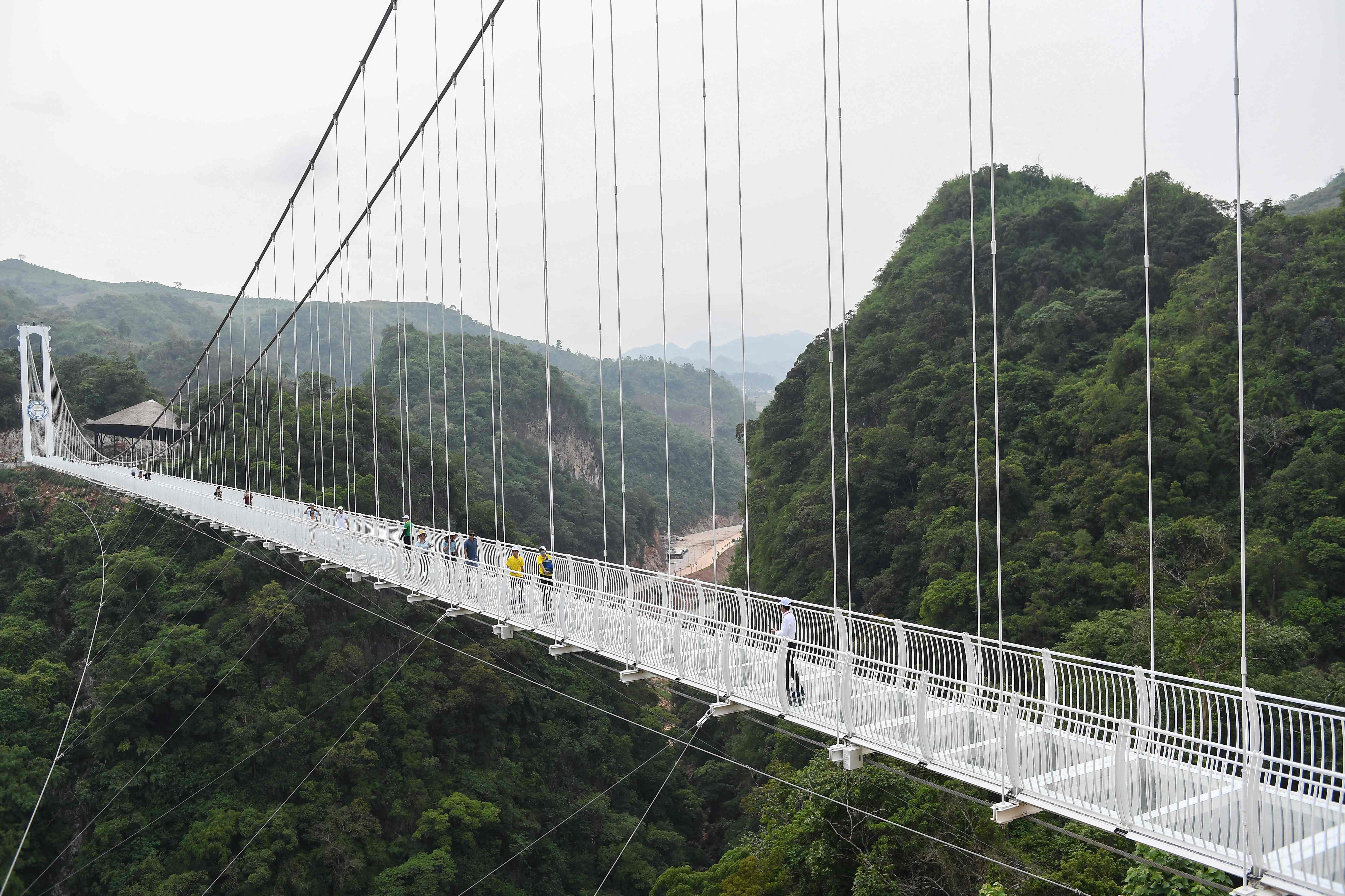Puente de Cristal en Vietnam, 2022