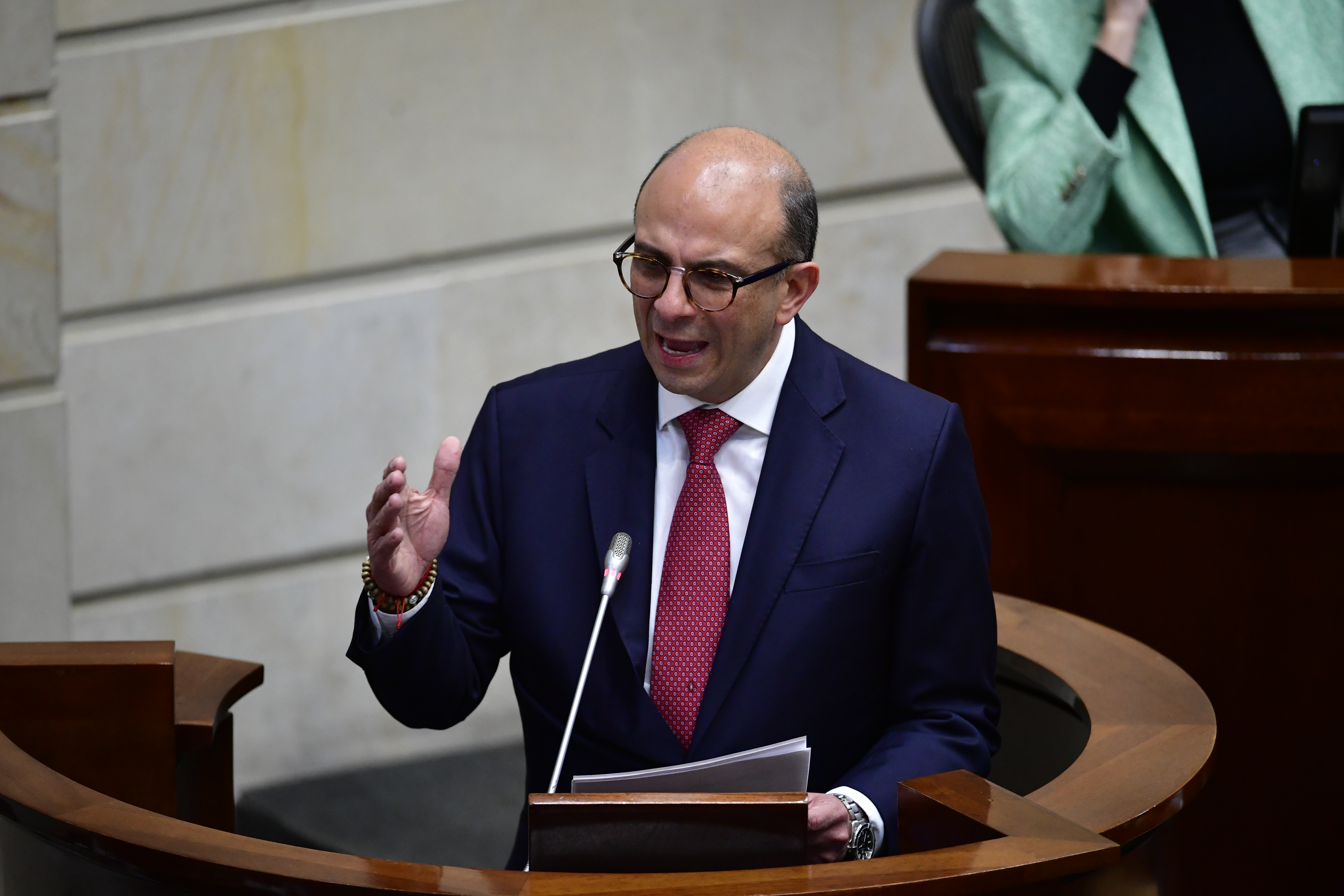 Magistrado Carlos Camargo nombró hijos de consejeros de Estado en la Defensoría