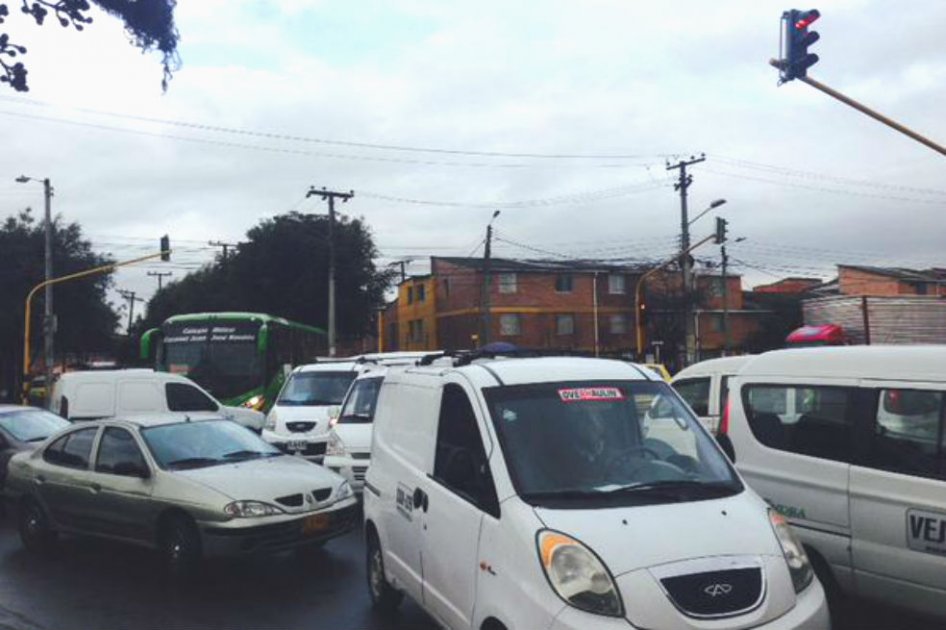 Plantón para defender el transporte informal en Fontibón