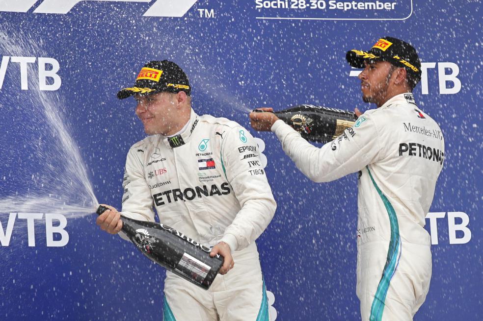 Hamilton acaricia el pentacampeonato de la Fórmula Uno