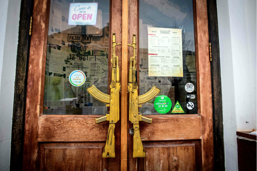 En imágenes: el bar ruso en el que sentirá como un miembro de la KGB