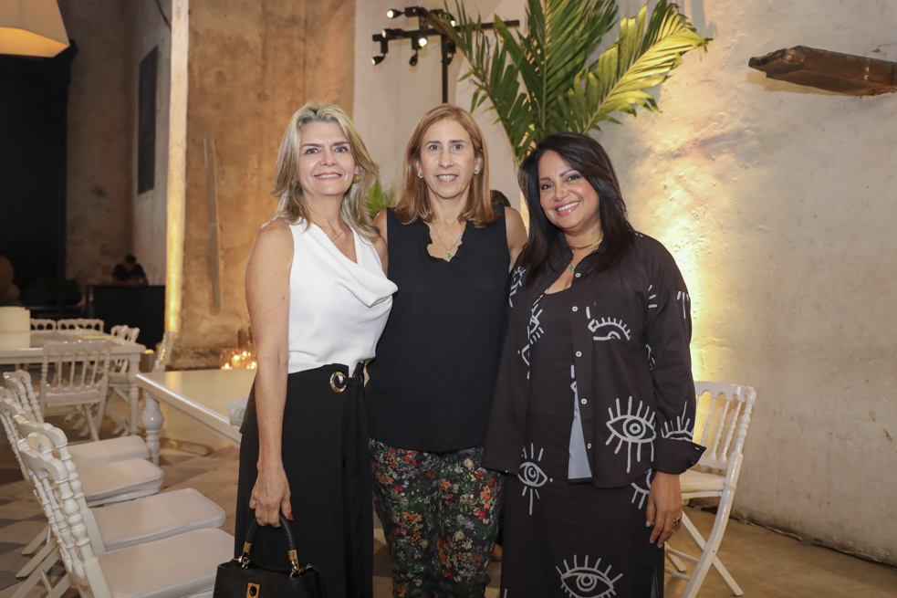 Claudia Mendez, Clara Torres y Lia Matera