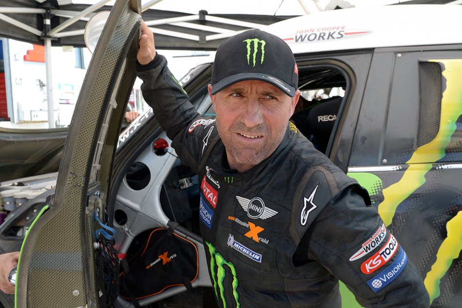 Peterhansel reafirma liderazgo en el Rally Dakar