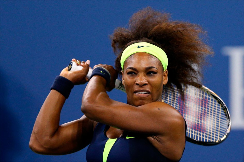 Las Williams y Djokovic ganan, Wozniacki y Mónaco sorprendidos en el US Open