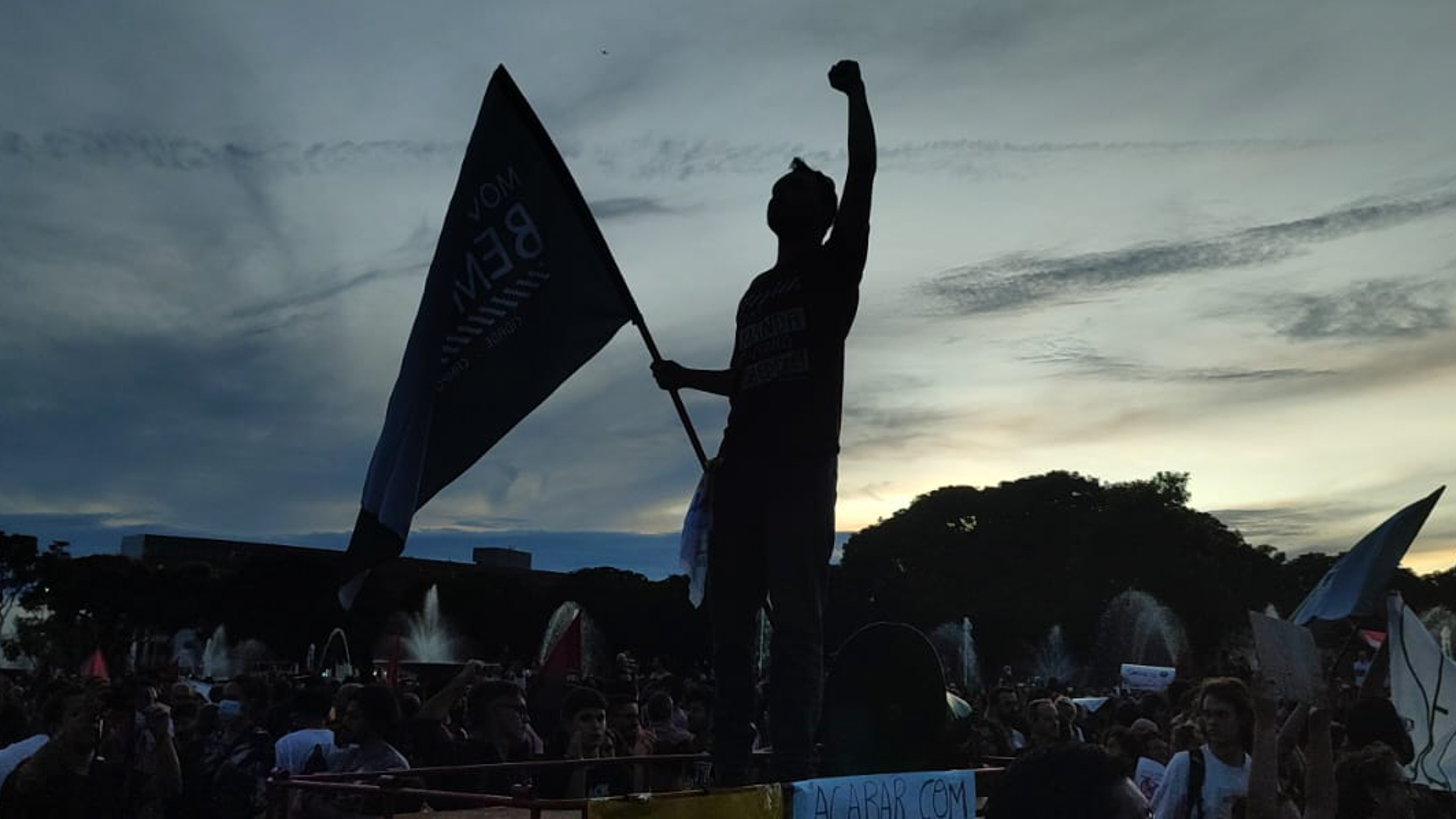 Policía libera a cientos de simpatizantes de Bolsonaro tras asalto en Brasilia