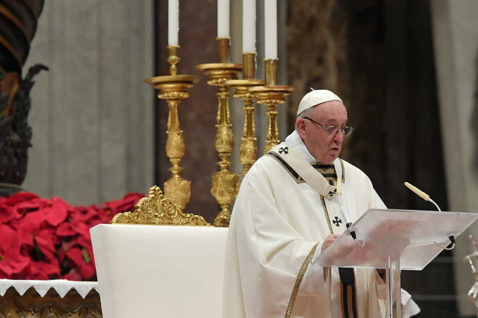 El papa critica el apetito consumista de la humanidad antes de Navidad