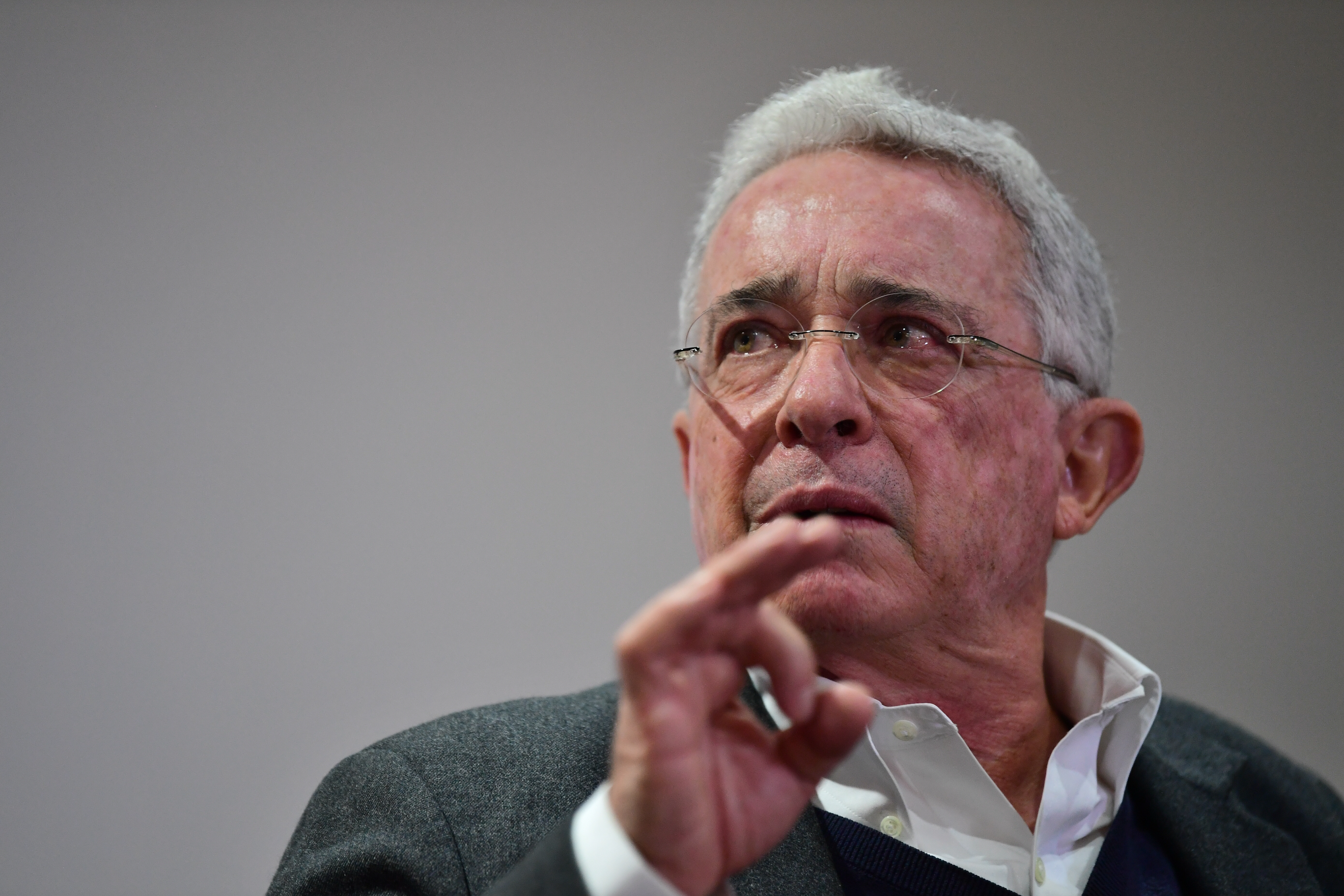 Del Centro Democrático durante rueda de Prensa