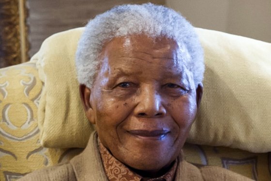 Mandela sigue en estado crítico y cumple un mes hospitalizado