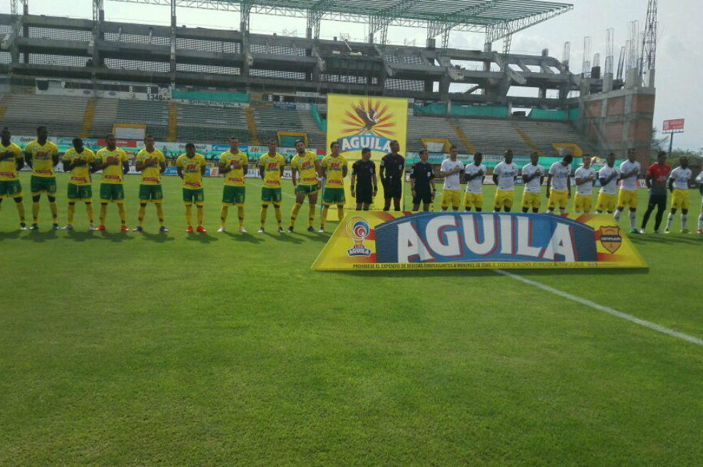 El único triunfo del Huila en el campeonato colombiano, contra el Medellín en la tercera fecha. / @AtleticoHuilaof